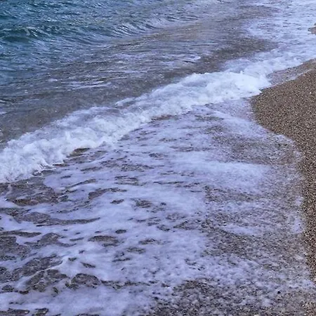 Maleluni مالينسكا