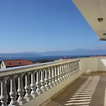Maleluni * Malinska