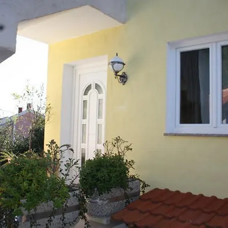 Maleluni Apartment Malinska