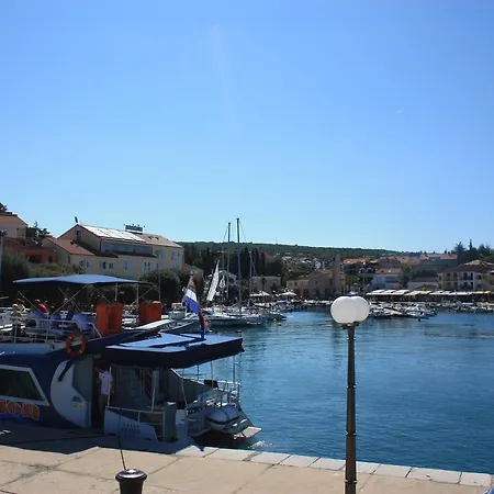 Maleluni Apartman Malinska