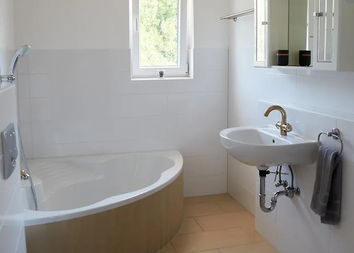 Maleluni Apartment *