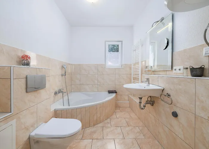 Maleluni Apartment Malinska