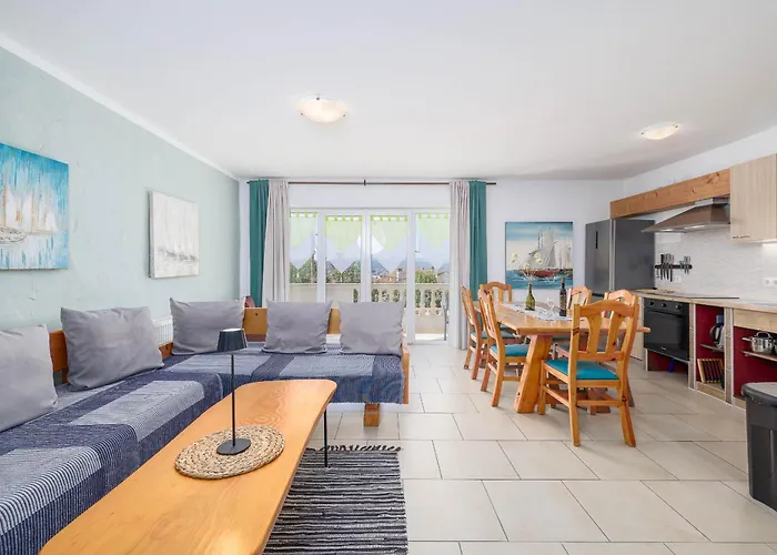 Apartment Maleluni *