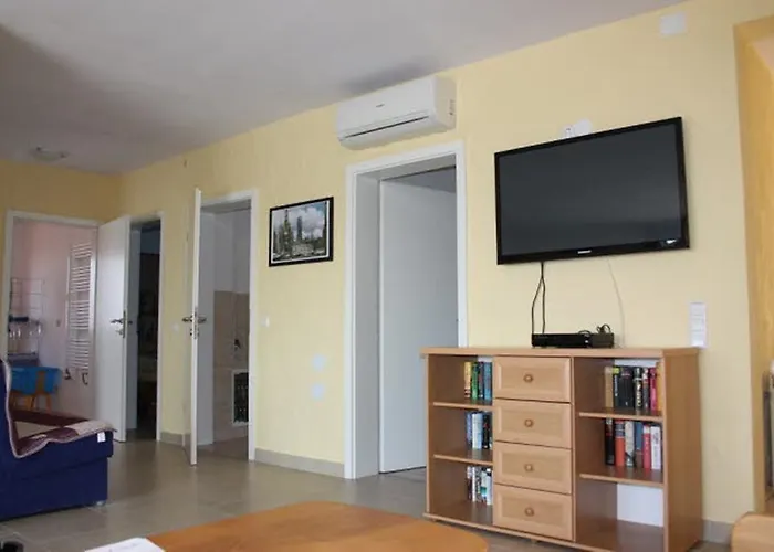 Maleluni Apartment Malinska