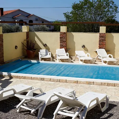 Maleluni Appartement Malinska